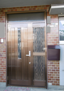 ポスト取付工事