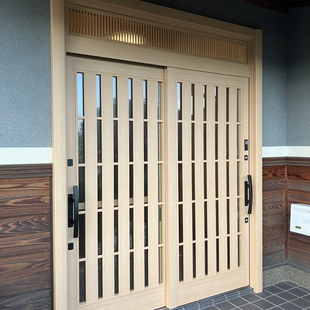 便利さも断熱もあきらめない！雰囲気を壊さず快適リフォーム【出入口編】